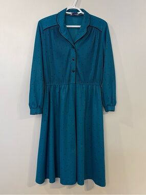 Vintage dress Pleated Shirtwaist teal polka dot midi accordion pleats